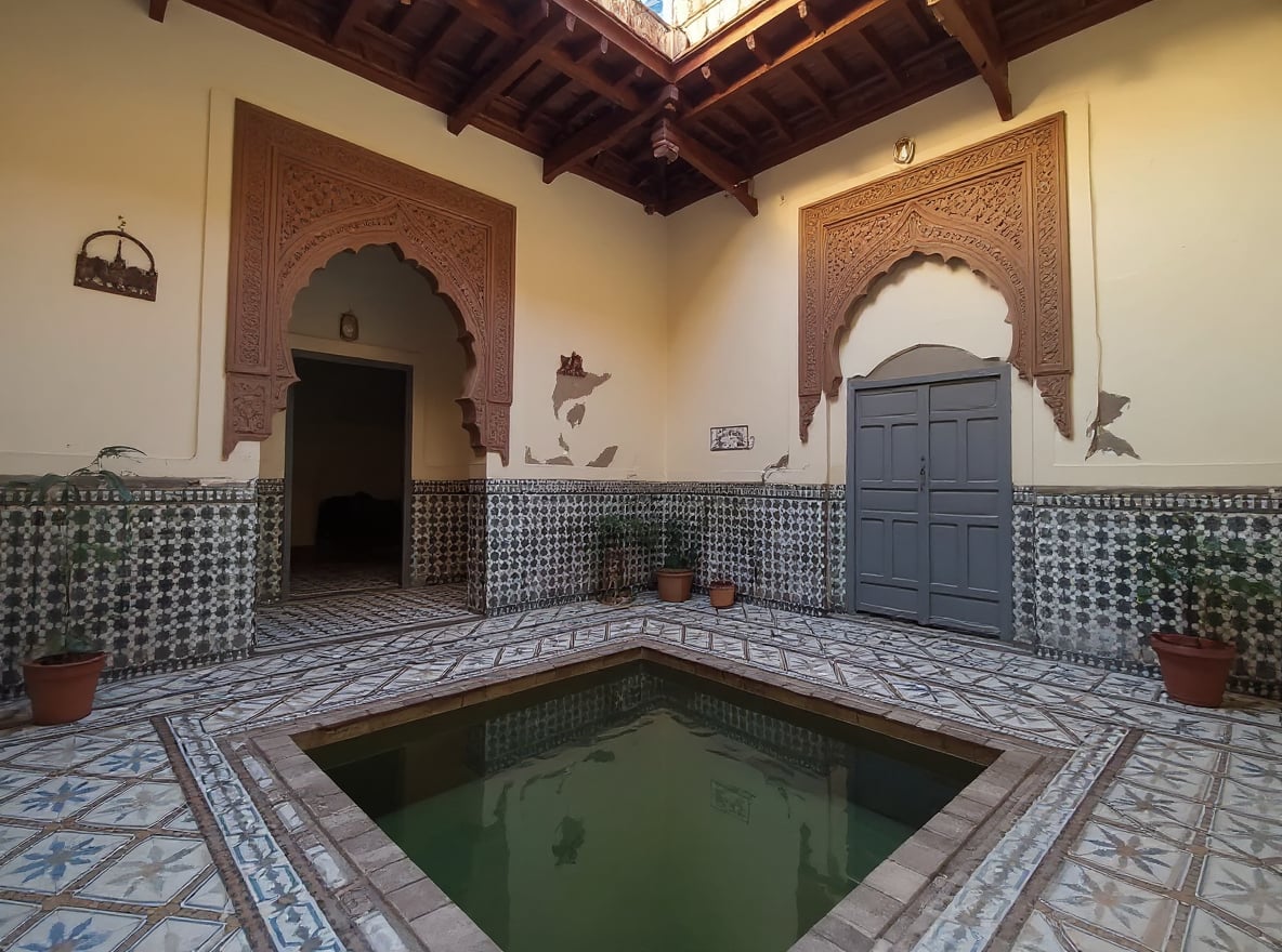 DOUAR GRAOUA riad à rénover, terrain adjacent